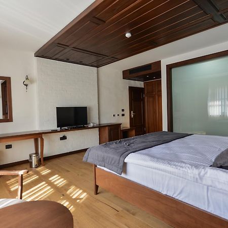Hotel Barleti Прізрен Екстер'єр фото